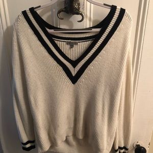 V-Neck Casting LA Sweater